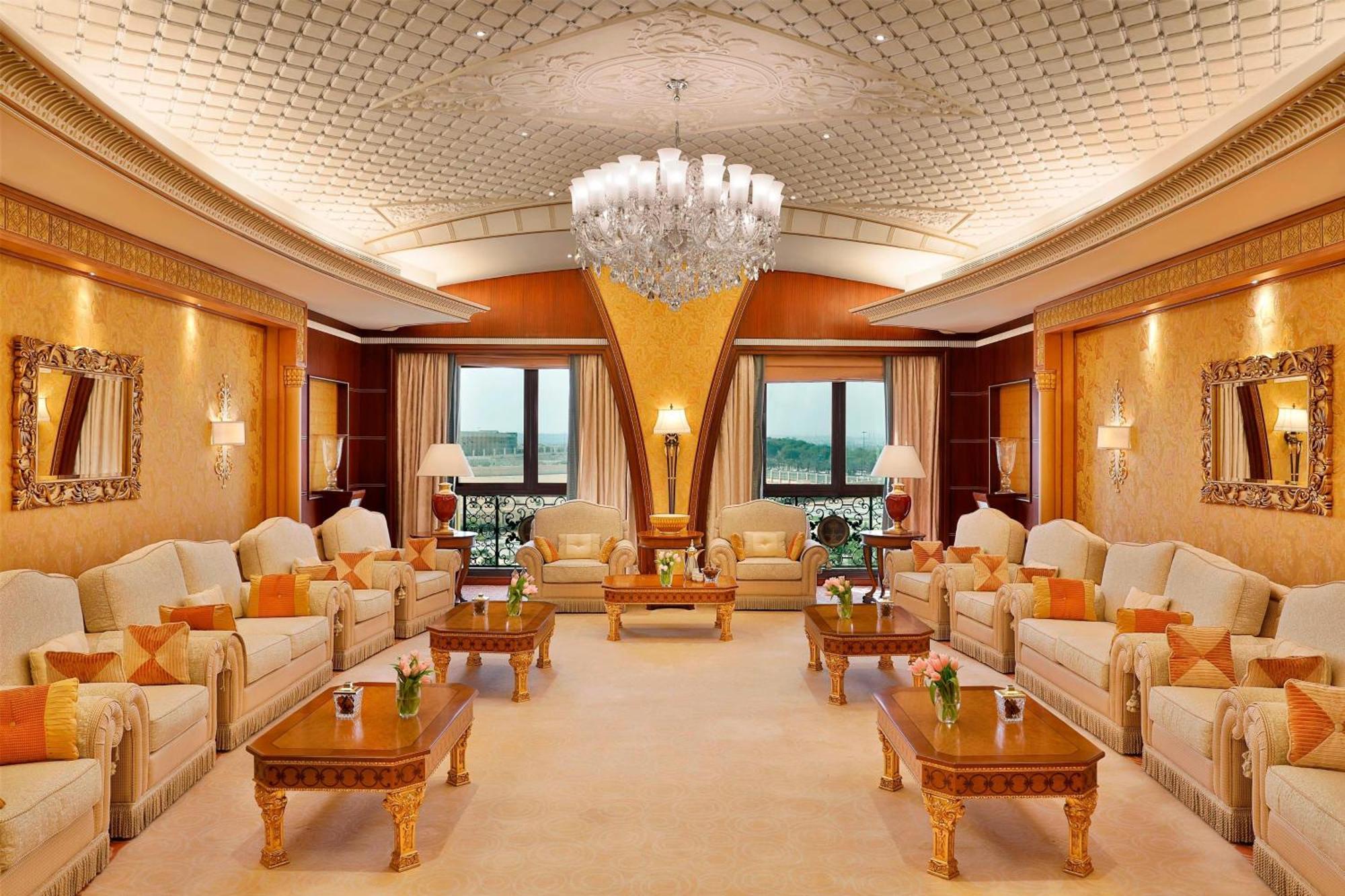 The Ritz-Carlton, Riyadh Exterior photo The Presidential Suite
